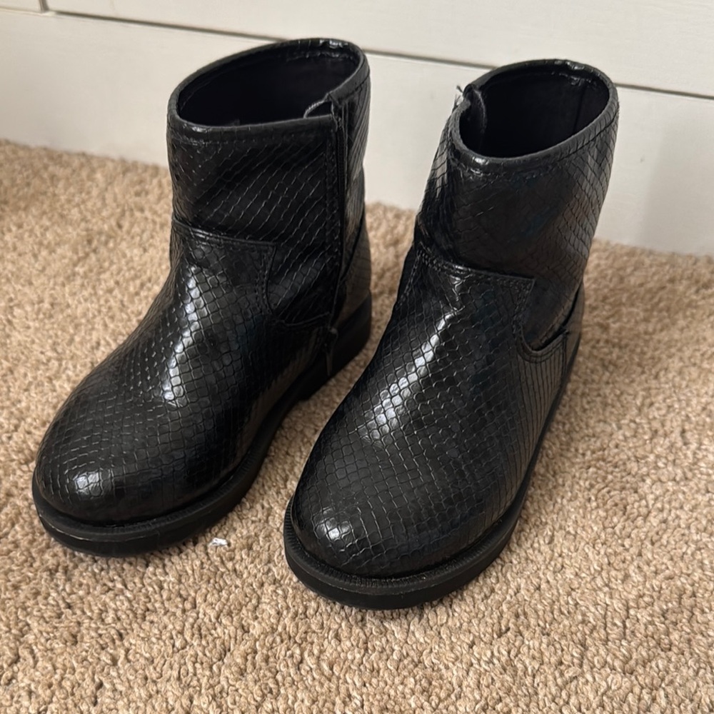 Zara Kids Black Textured Boots